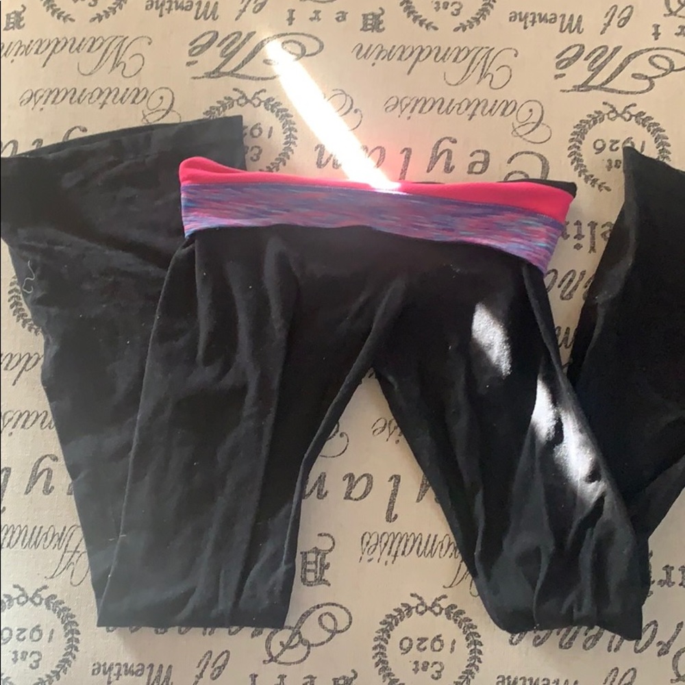 lululemon yoga pants
